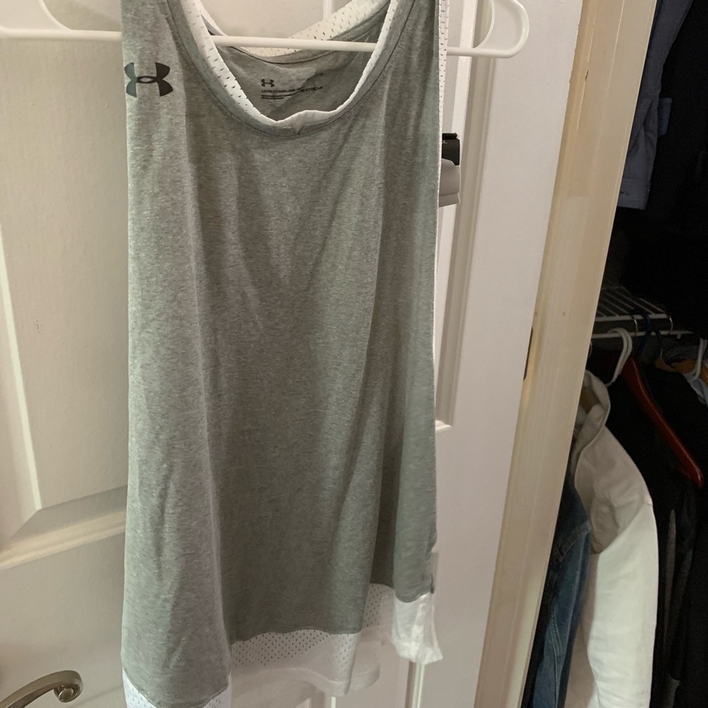 UA tank top